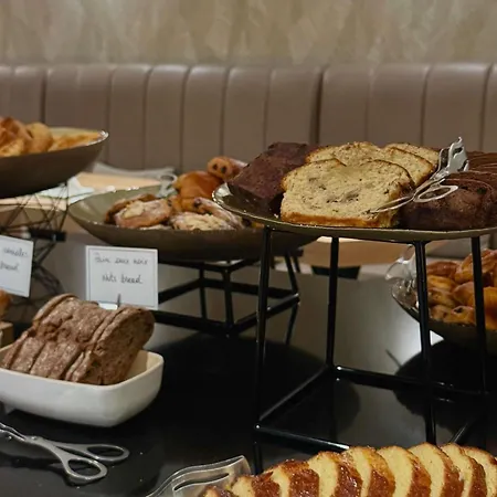 Mercure Paris Arc de Triomphe Wagram-2